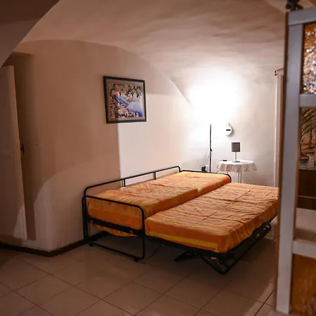 La Casa Del Violinista Nápoly